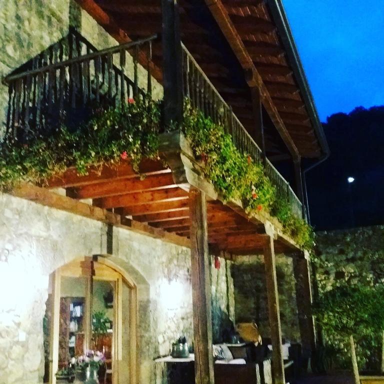 Aire De Ruesga Hotel Екстериор снимка
