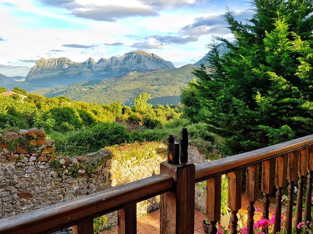 Aire De Ruesga Hotel Екстериор снимка