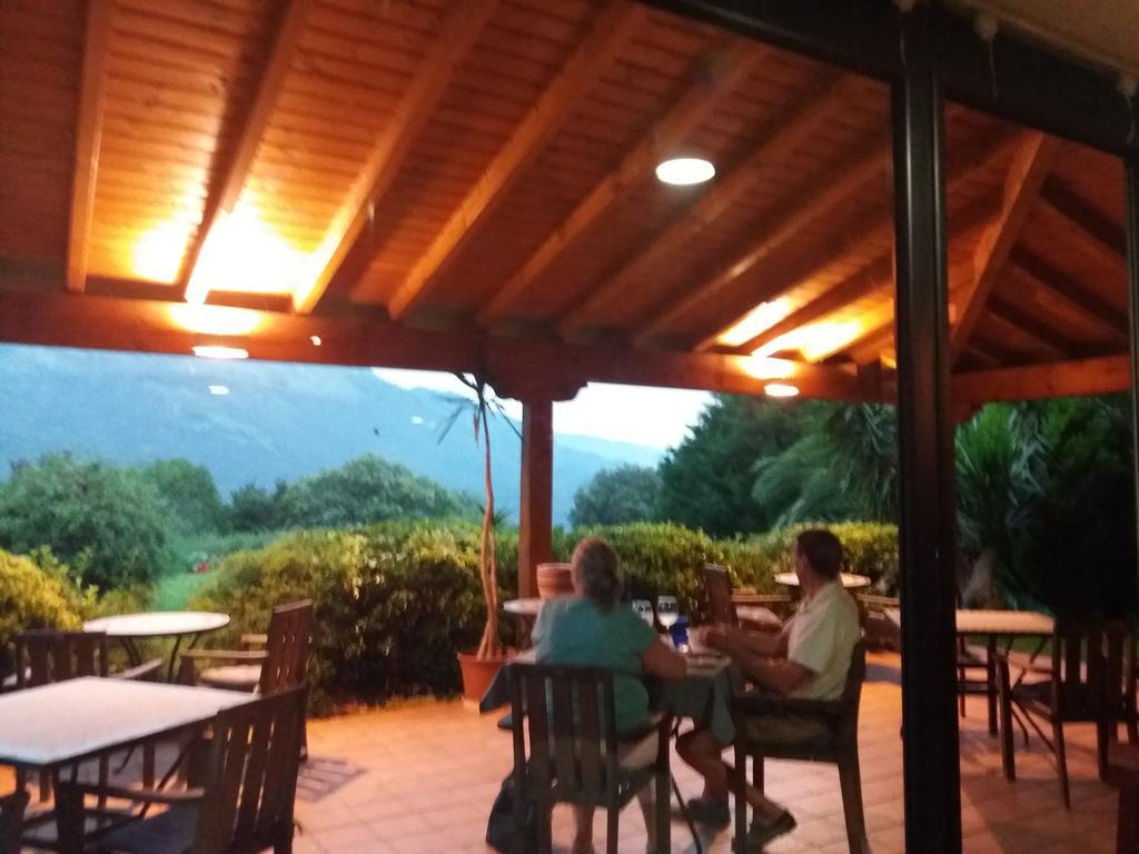 Aire De Ruesga Hotel Екстериор снимка